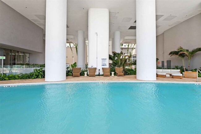 Building Photo - Northeast 24th Street, Miami, FL 33137 - 2 BR 2 BA condo