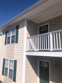 Building Photo - Q201