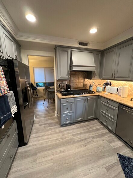 Kitchen - 29465 Christiana Way