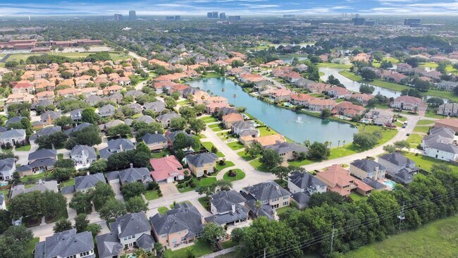 Building Photo - 14207 Jade Cove Dr