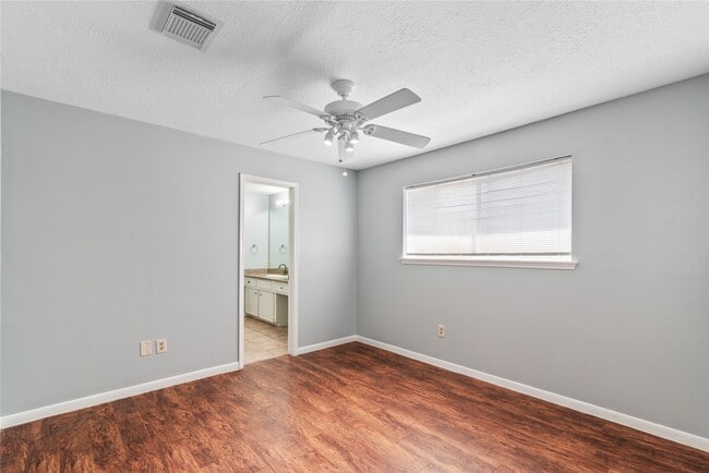 Building Photo - 710 Cascade Creek Dr