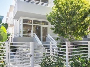 Building Photo - 619 Meridian Ave