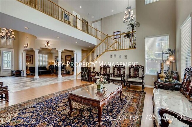 Building Photo - FULLY FURNISHED 5 BEDROOM + DEN HOME WITH ...