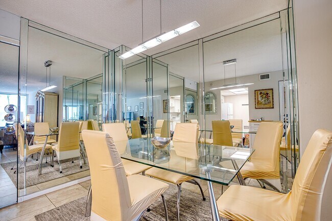 Building Photo - 111 Briny Ave