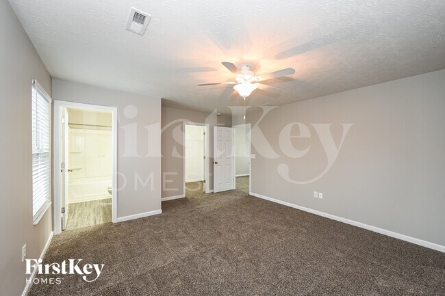 Building Photo - 3478 Hickory Ln