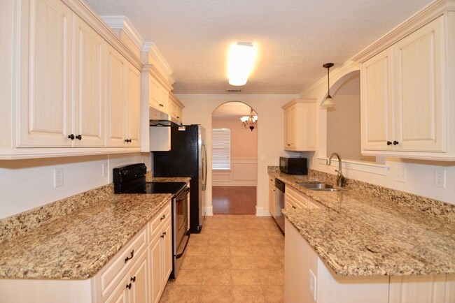 Building Photo - 659 Ventana Dr