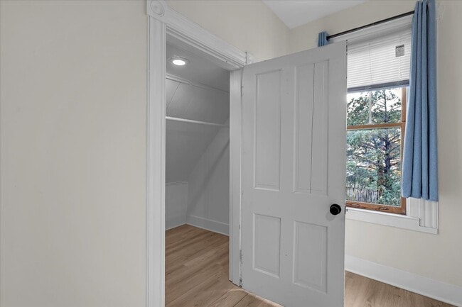 Building Photo - 1336 Seaboard Ave