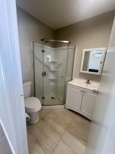 Building Photo - 5385 Howard St