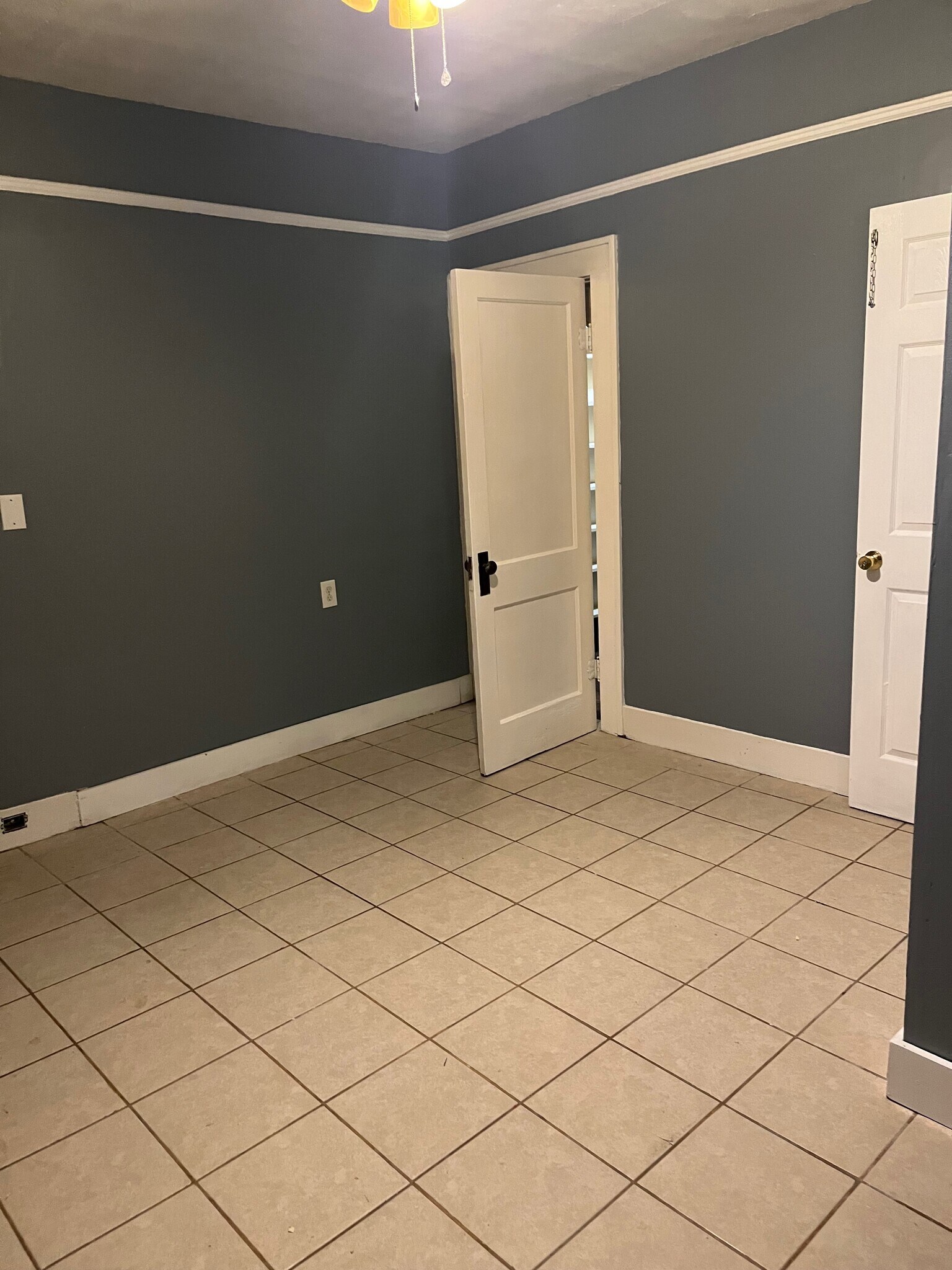 Building Photo - 1917 N 8th St