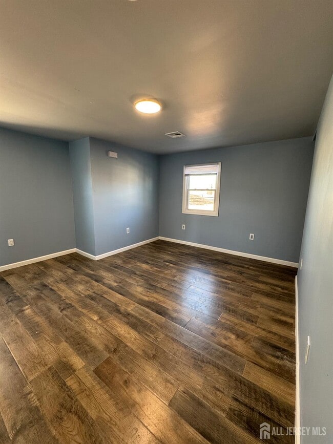 Building Photo - 150 Fabyan Pl