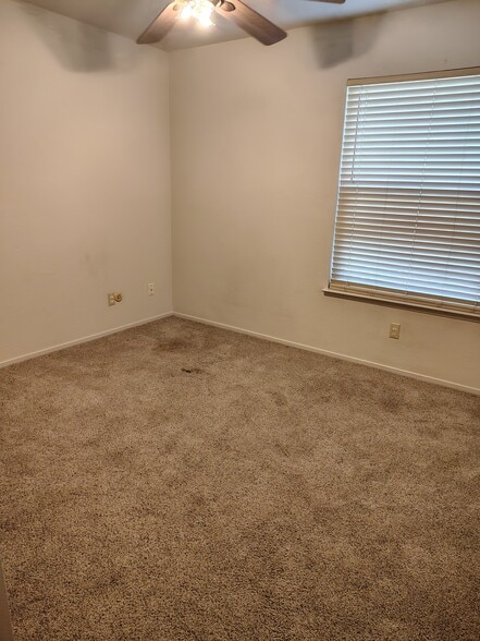Downstairs Bedroom - 1100 S Edison St