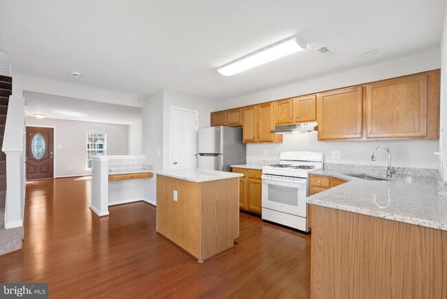 Building Photo - 26091 Lands End Dr
