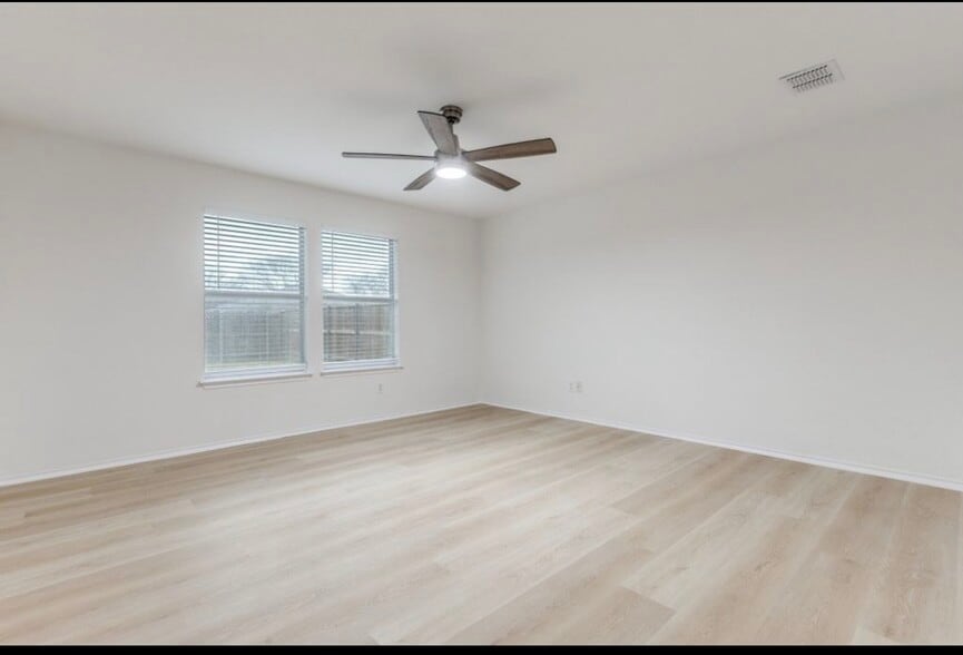 Building Photo - 2812 Terrace Dr