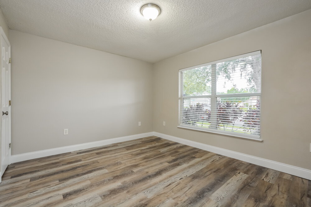 Building Photo - 3254 Erskine Dr
