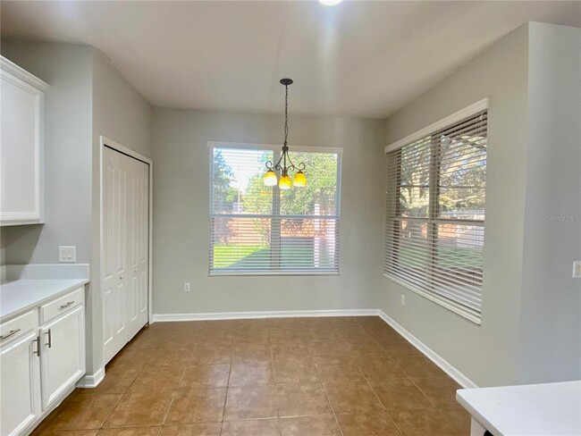 Building Photo - 944 Lost Grove Cir