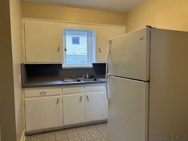 Building Photo - 614 Forest Ave