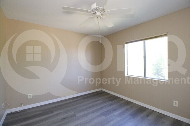 Building Photo - 13035 N 34th St