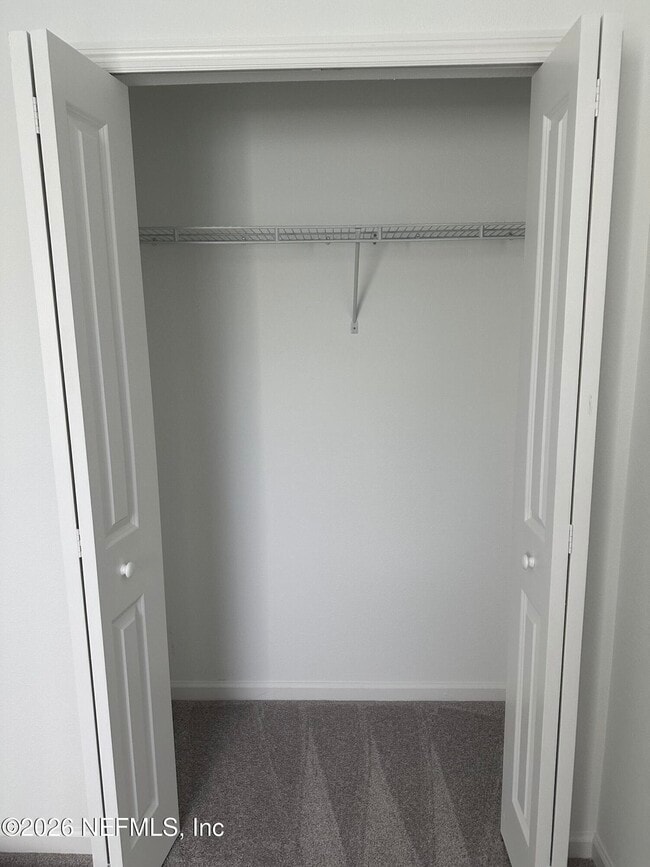 Building Photo - 535 Holly Lks Dr