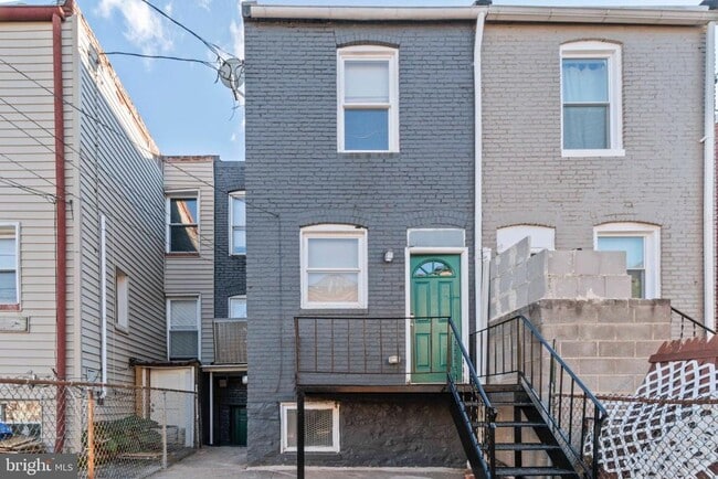 Building Photo - 2806 Ashland Ave