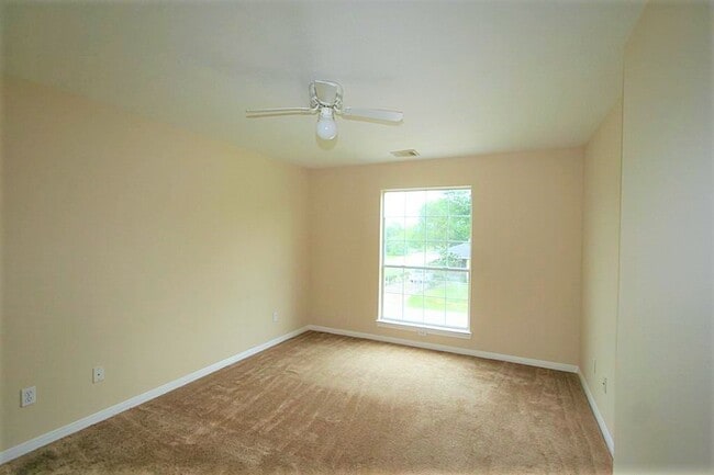 Building Photo - 9606 Ashville Dr