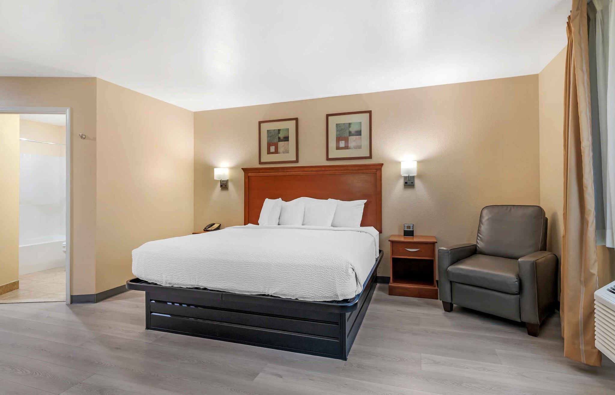 Building Photo - Furnished Studio-McAlester - Hwy 69