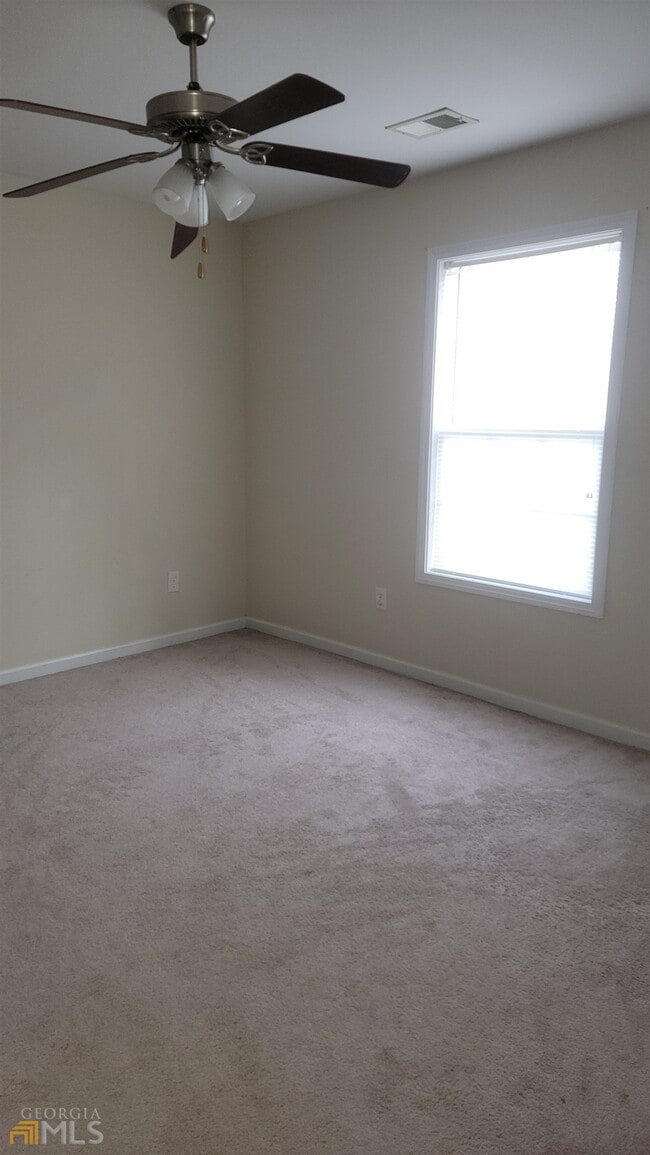 Building Photo - 135 Harvest Ct