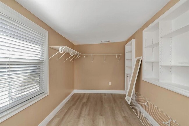 Building Photo - 4622 W El Prado Blvd