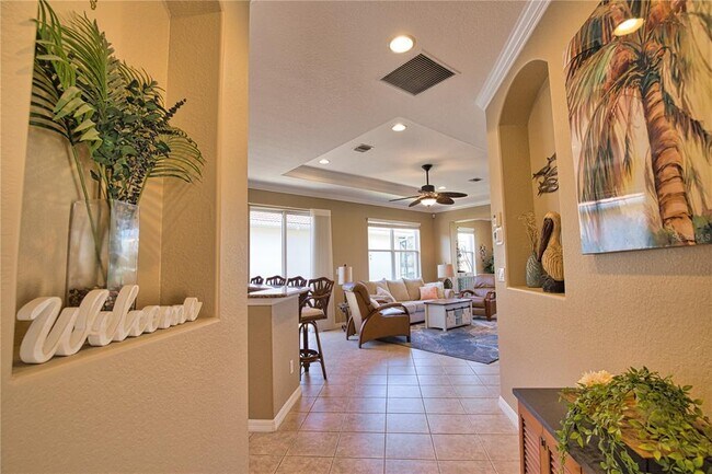 Building Photo - 482 Montelluna Dr