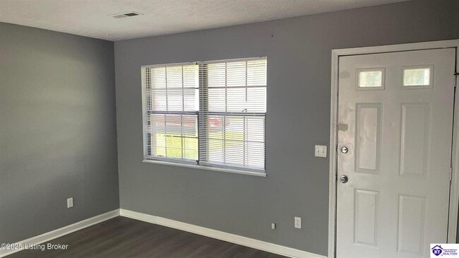 Building Photo - 314 Crossgate Rd