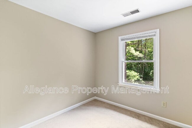 Building Photo - 8073 Morning Meadow Ct