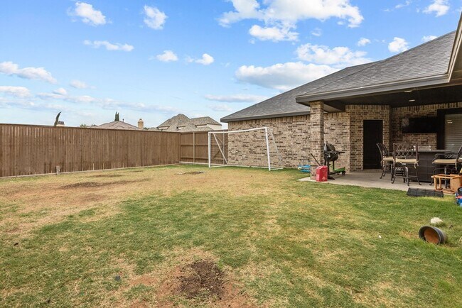Building Photo - 109 Rolling Winds Cir