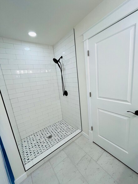 Building Photo - 4727 West 33rd Avenue