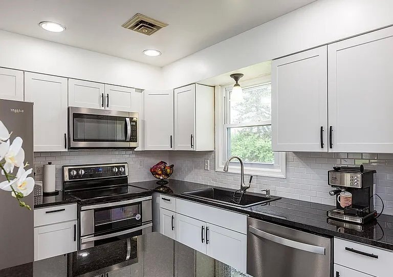 Building Photo - 806 Indian Springs Dr
