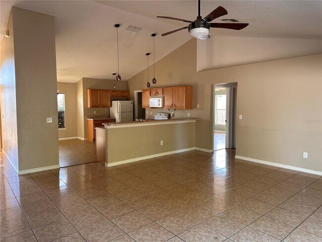 Building Photo - 238 Grifford Dr