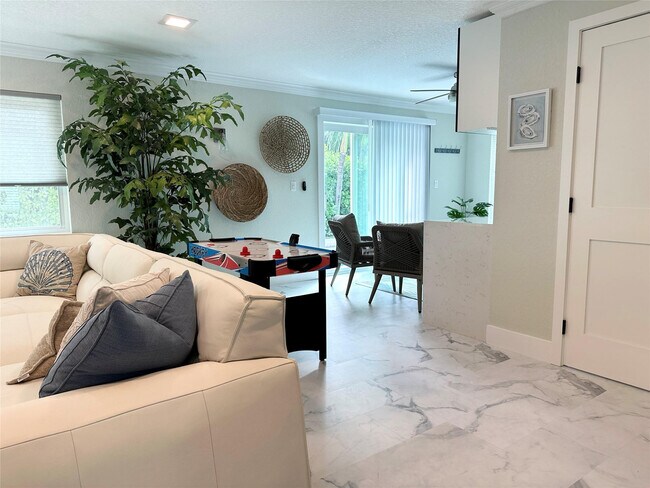 Building Photo - 1820 Bel Air Ave