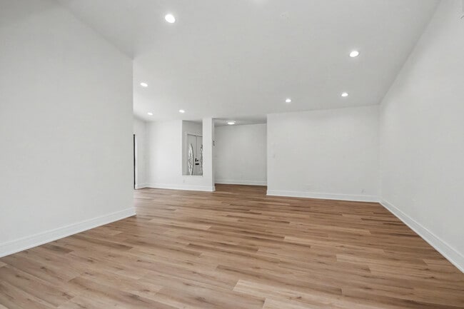 Building Photo - 21440 Campo Allegro Dr