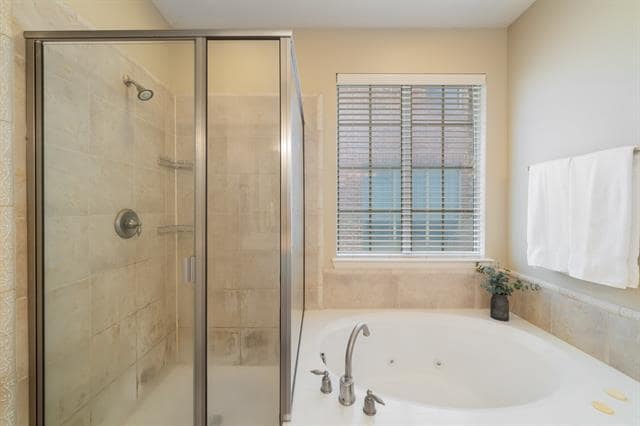 Building Photo - 2116 Chambers Dr