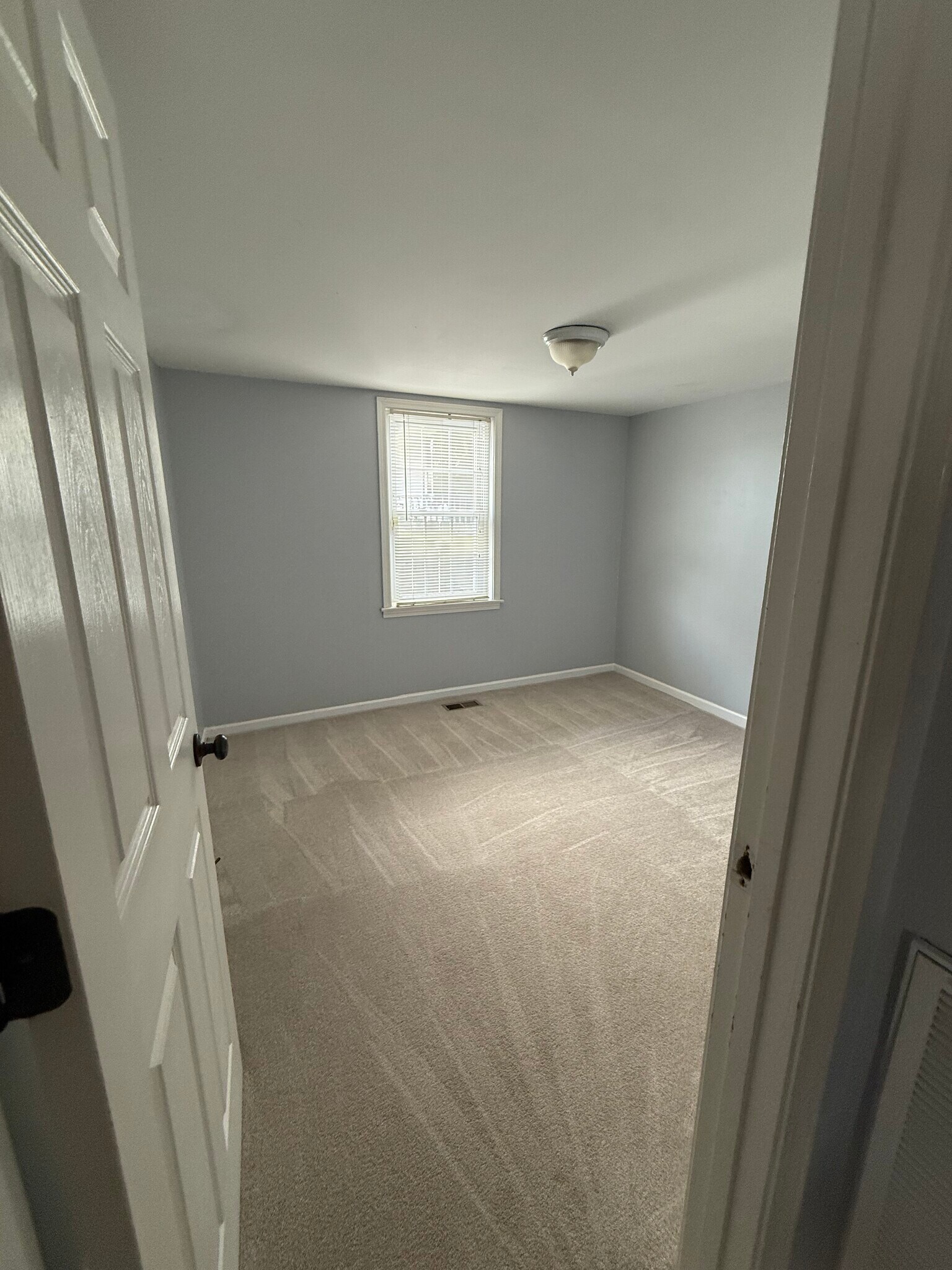 Downstairs bedroom B - 1624 Porter Ave