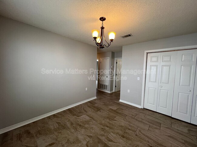 Building Photo - 174 Wildflower Ln