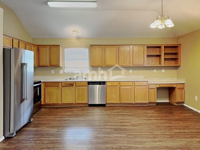 Building Photo - 432 Round Rock Rd