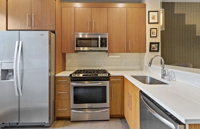 Building Photo - Dual Masters! Stunning Modern End-Unit Townhome in Buckman Bright, Airy & Designed for Comfort