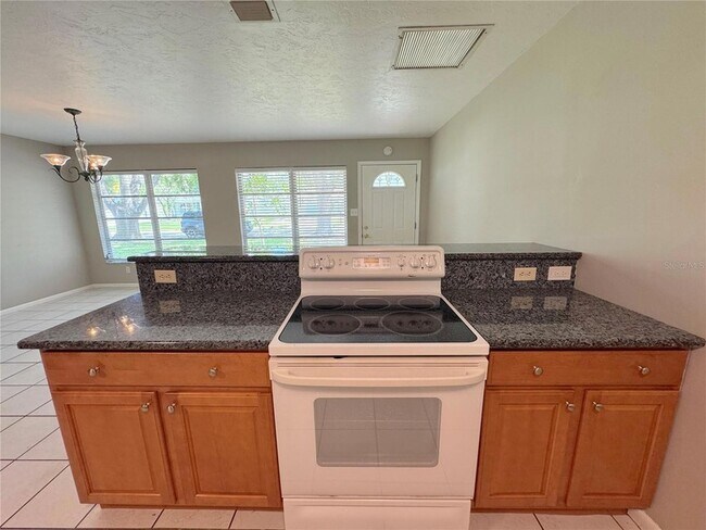 Building Photo - 3883 Hawkeye Cir
