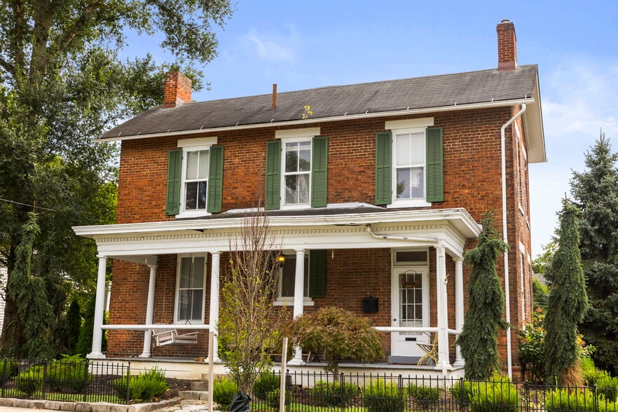 Building Photo - 161 E College Ave