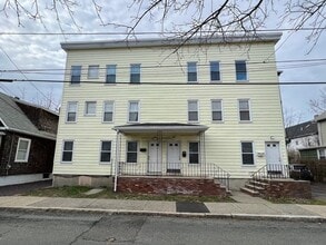 Building Photo - 12 Forrest St