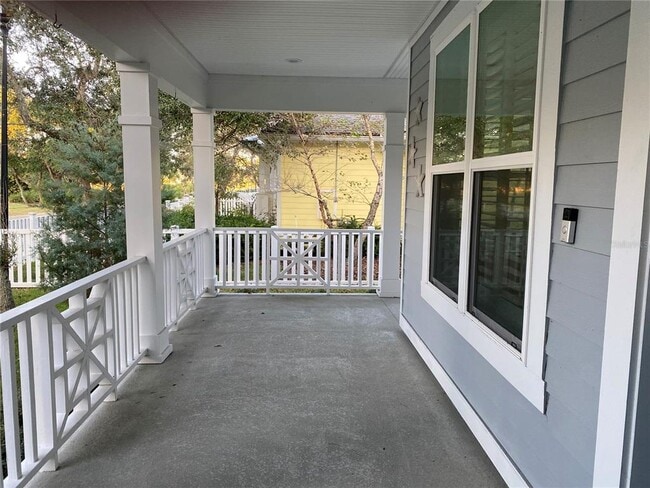 Building Photo - 25 Smiling Fish Ln