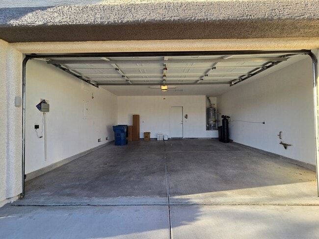 Building Photo - A Fabulous Single Story Home In Summerlin