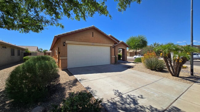 Building Photo - 16640 N 153rd Ct