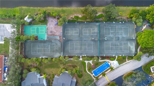 Building Photo - 2711 Citrus Lake Dr