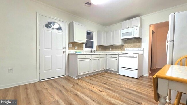 Building Photo - 392 Lafferty Ln