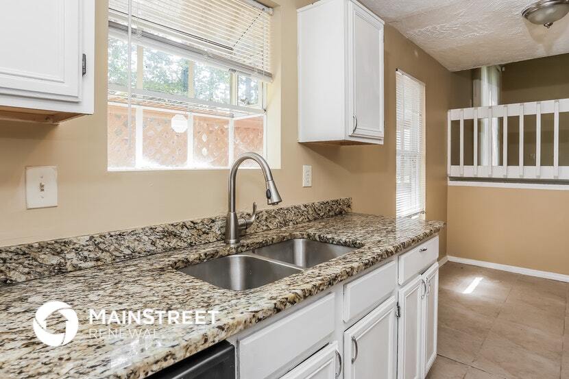 Building Photo - 2089 Glenwood Downs Dr